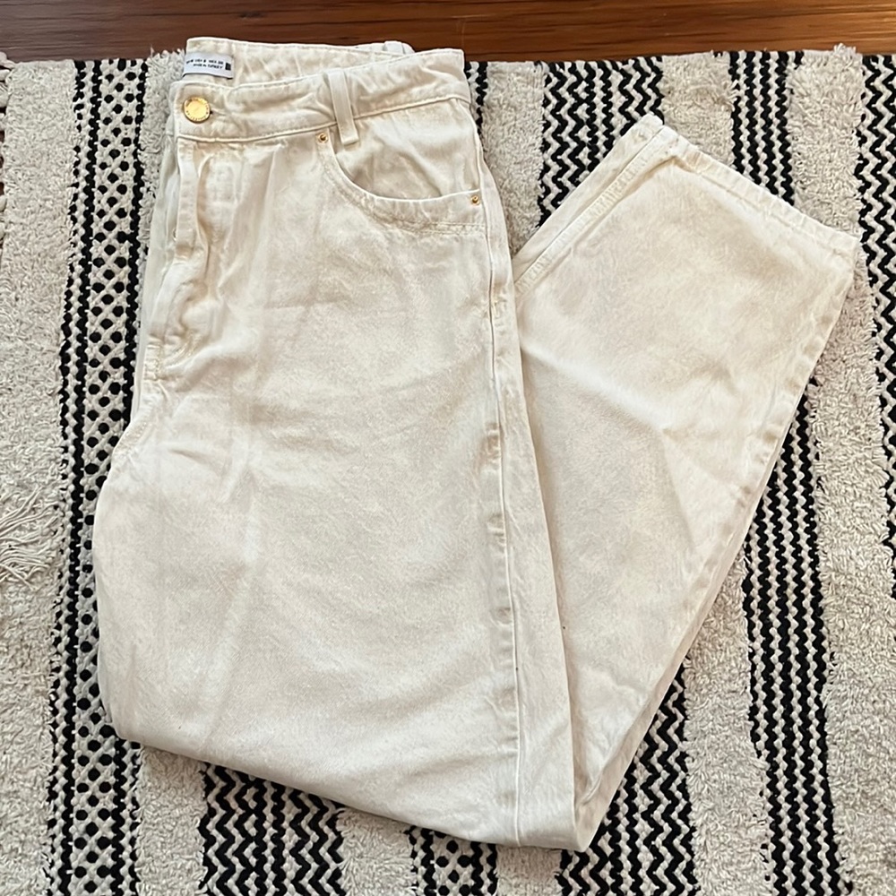 Zara W1975 high waisted mom jeans